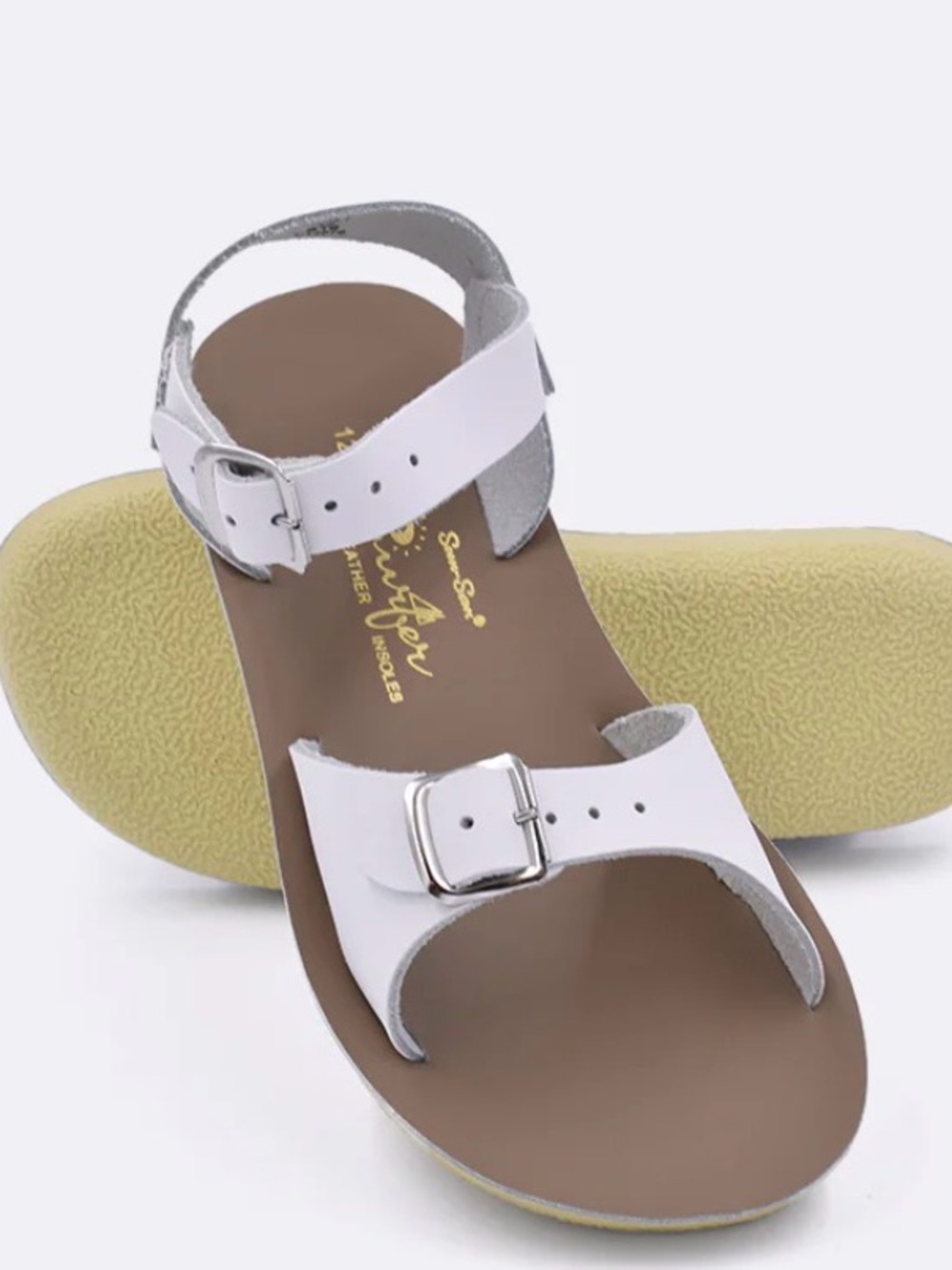 8 Sun-San Surfer White Kids Buckle Sandals EUC Water Friendly leather